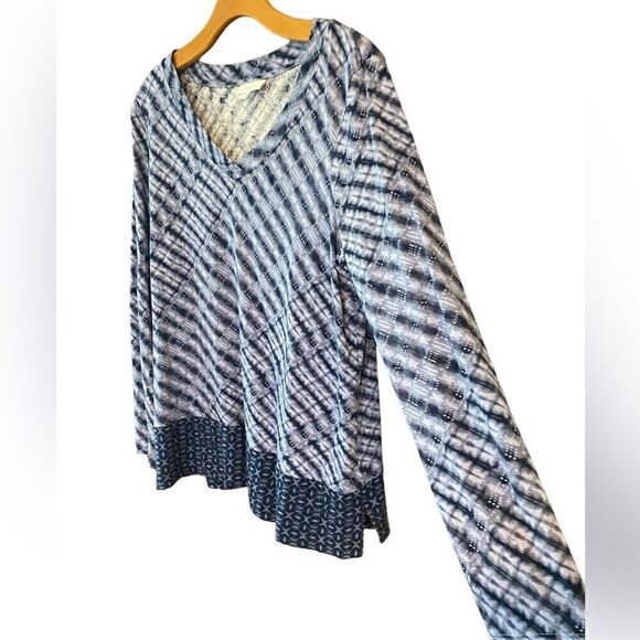 J. Jill Sz M Blue Light Tie-Dye Pattern Slouchy Relaxed Fit Long Sleeve Top - Picture 3 of 7